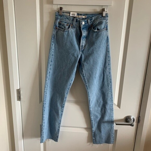 LEVI’S wedgie straight light wash jeans - Picture 1 of 11